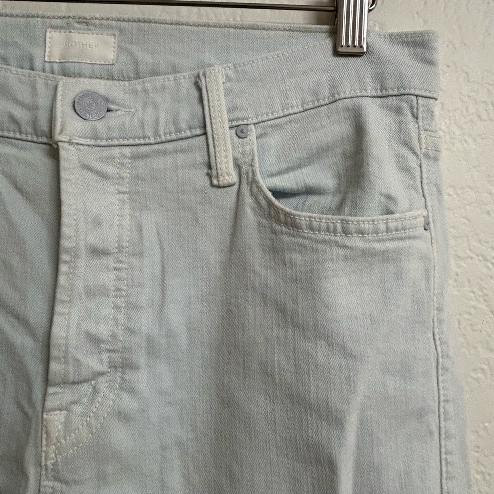 MOTHER Scrapper Cuff Ankle Fray in Baby Blue Denim Jeans, Size 28